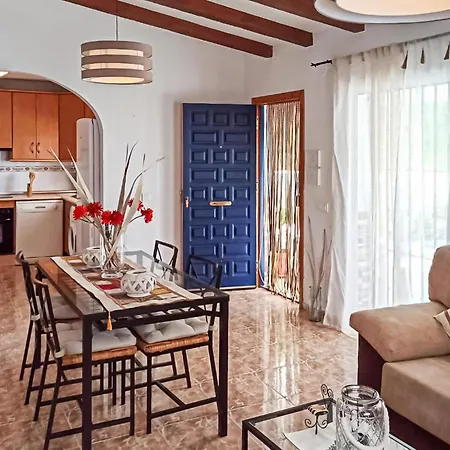 2 Bedroom Awesome In Holiday home