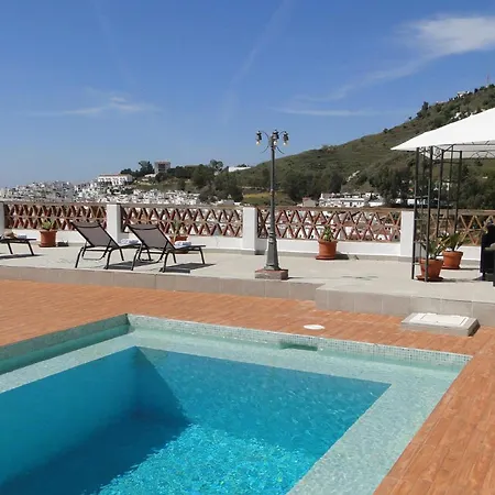 2 Bedroom Awesome In Holiday home